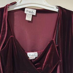 Rhapsody Elegant Burgundy velvet spaghetti baby doll midi dress cardigan Med